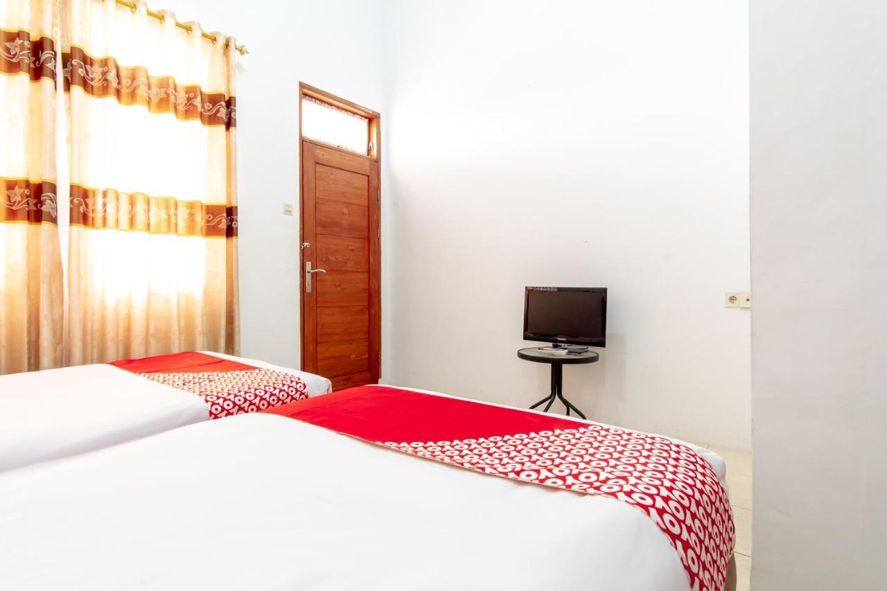 OYO 2777 Sleepover Sei Serayu Medan Bagian luar foto